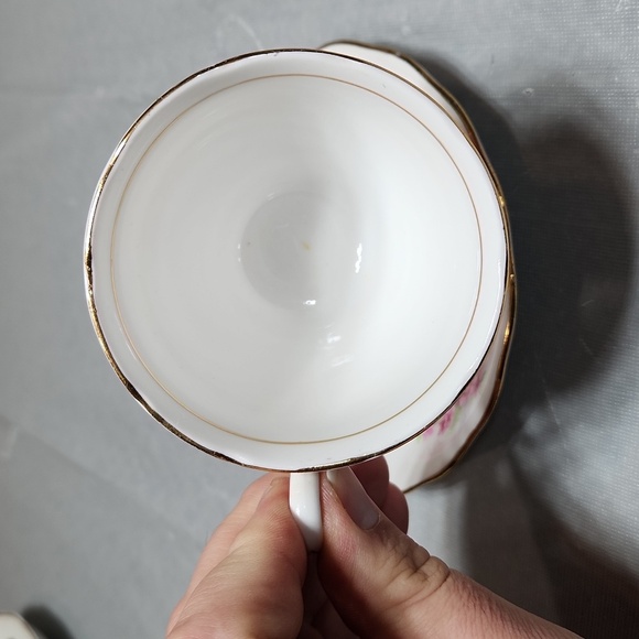 Colclough Teacup and Saucer - Picture 4 of 6